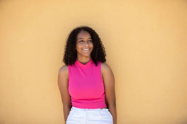 Portret Pięknej Rasy Mieszanej African American Girl Teenager — Zdjęcie stockowe