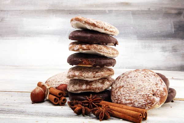 Tipikus Német Mézeskalács Mint Lebkuchen Aachener Printen Karácsonyi Cookie Fűszerekkel Jogdíjmentes Stock Fotók