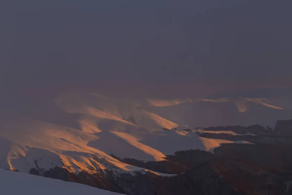 Bela Luz Pôr Sol Nos Alpes Inverno — Fotografia de Stock