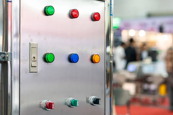 Verschiedene Farben Wählen Schalter Und Druckknopf Lampenschalter Ein Aus Start — Stockfoto