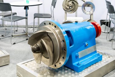 Taşıma sıvıları için santrifüj pompası dökme demirinden ya da tarım tesisat petrol endüstrisi veya diğer uygulama kullanımlarında sıvıdan üretilen iticileri kapat