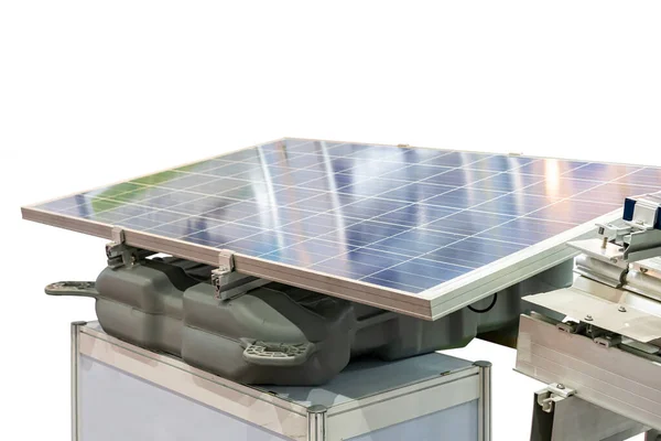 太阳能电池板或光伏组件安装在铝制装置上 以及在白工业中的浮动浮标上 具有截断路径 — 图库照片