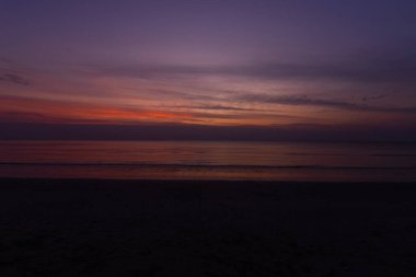manzara manzarası gün doğumu ve siluet okyanus Asya Tayland