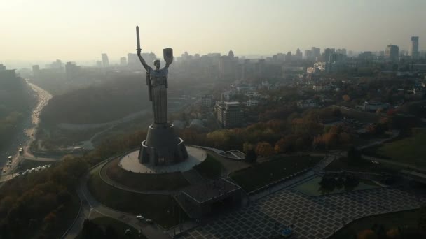Wideo Drona Pomnik Matki Ojczyzny Kijowie Ukraina Powietrza Miasto Symboli — Wideo stockowe