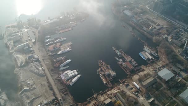 Ships Moored Dock Dry Dock Aerial Kyiv Ukraine Autumn Fog — Wideo stockowe