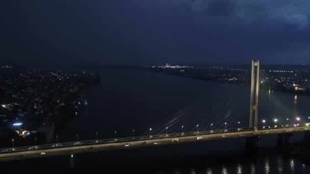 Nachtstad Kiev Oekraïne Brug Dnjepr Rivier Zuidbrug Luchtfoto — Stockvideo