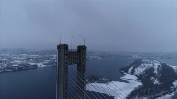 Południowy Most Godzina Szczytu Powietrza Kijów Ukraina Zimą Most Nad — Wideo stockowe