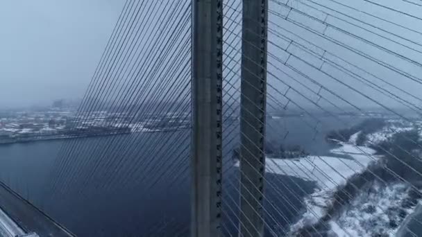 Güney Köprüsü Yoğun Saat Havadan Kyiv Ukrayna Kış Dinyeper Nehri — Stok video