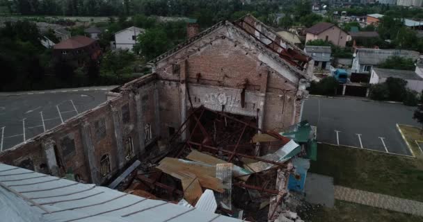 Kulturpalatset Förkrossad Exteriör Kulturhuset Irpin Flygplan Ukraina Krig Ukraina — Stockvideo