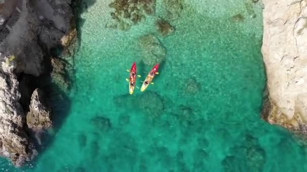 Dubrovnik Old Town Walls Betina Cave Beach Kayak Tour Aérea — Vídeo de stock