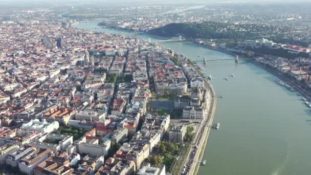 Letecký Pohled Budovu Maďarského Parlamentu Budapešti Hlavní Město Maďarska Dne — Stock video