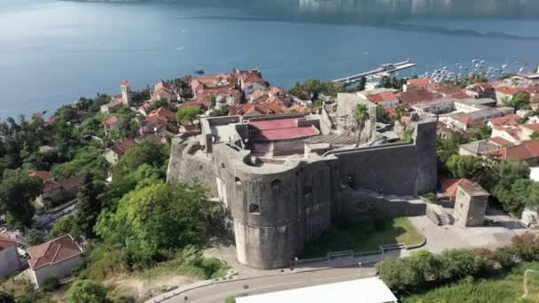 Herceg Novi Montenegro Cidade Costeira Boka Kotor Bay Mar Adriático — Vídeo de Stock