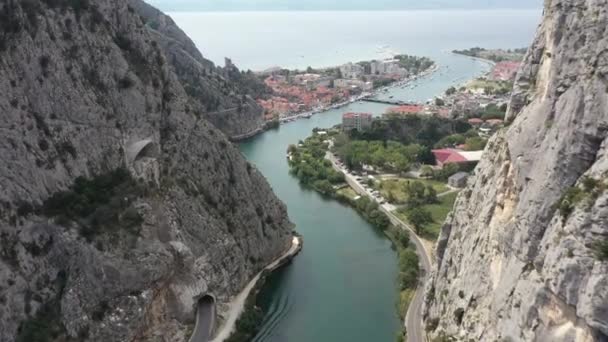 Città Vecchie Della Croazia Vacanze Estive Yachting Fiume Cetina Snoda — Video Stock