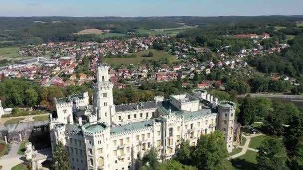 Aerial Top Widok Lotu Hlubok Nad Vltavou Zamek Bajki Czechach — Wideo stockowe