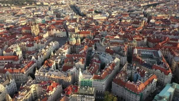 Słoneczny Widok Lotu Ptaka Nad Praskim Rynkiem Starego Miasta Czechy — Wideo stockowe