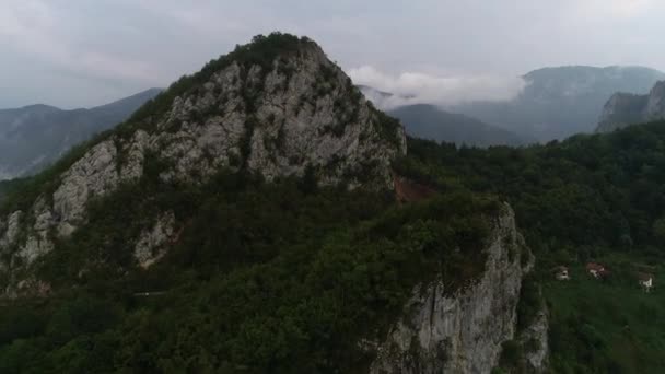 Pueblo Orahovci Comunidad Visegrad República Bosnia Herzegovina Río Drina Mountain — Vídeo de stock