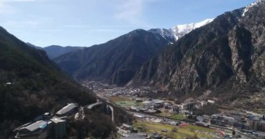 Andorra dağlarının hava manzarası, Funicamp d 'Encamp, Andorra la vella, Andorra la vieja, İspanya