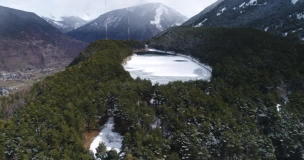 Paisaje Aéreo Del Lago Engolasters Andorra — Vídeos de Stock