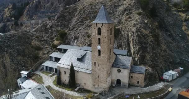Église Romane Sant Serni Canillo Andorre Hiver Aérien Vidéo De Stock