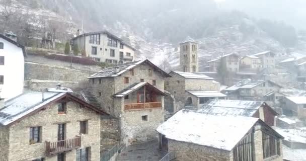Iglesia San Clemente Pal Massana Andorra Invierno Antena — Vídeos de Stock