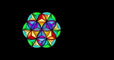 Hayatın 3 boyutlu video animasyonu, kutsal geometri. Lotus çiçeği hareket halinde. Çokgen tel çerçeveli renkli mandala süsü, ezoterik ya da ruhani sembol. Siyah arkaplanda canlı renkler