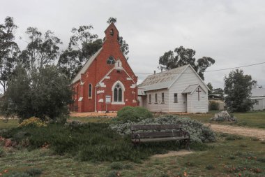 BEALIBA, AUSTRALYA 19 Temmuz 2020: St Davids Anglikan kilisesi ve salonu 1870 yılında tamamlandı ve 1871 yılında açıldı.
