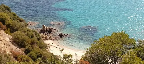 Yunan tatilinde plaj kalsiyum seyahati