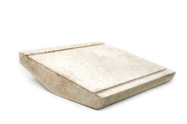 Beton Duvar Kapağı beyaz arka planda