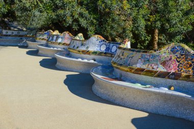 Barselona 'daki sanat müzesinden alınmış Venedik sütunlarıyla İspanya meydanı.