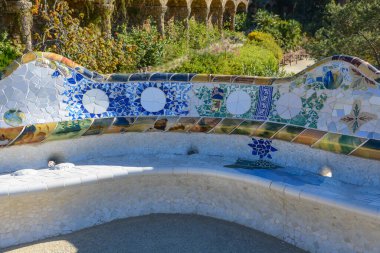 Barselona 'daki sanat müzesinden alınmış Venedik sütunlarıyla İspanya meydanı.