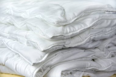 Katlanmış oyuk lifli Duvet. Yatak yaz ve kış battaniyesi