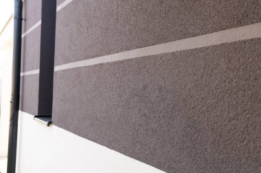 Yeni bir evin dış sıvası.