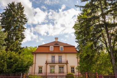 30 'lardan beri ayrılık tarzı aile evi.