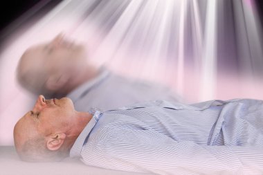 Ruh insan vücudunu terk ediyor. Ölüm ve ölümden sonraki yaşam kavramı