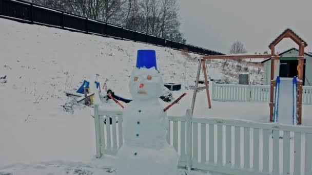 View Snowman Made Children Winter Garden Sweden — Stockvideo