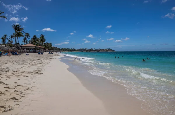 Вид Пляж Игл Карибском Море Белыми Песками Солнечный День Аруба — стоковое фото