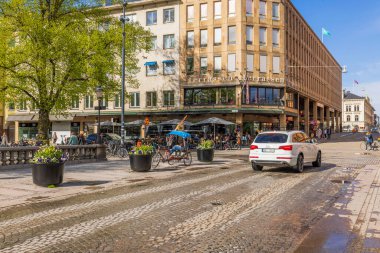 Parlak bahar gününde güzel şehir manzarası. Uppsala. İsveç. Avrupa. 05.14.2022