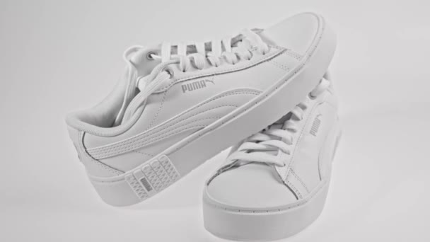 View White Puma Sneakers Isolated Background Sweden Uppsala 2022 — Stock Video
