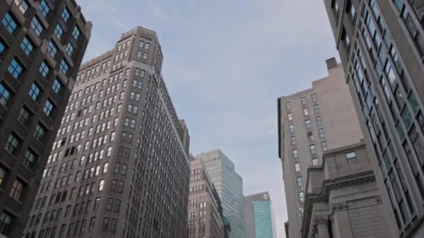 Gorgeous View Tops Manhattan Skyscrapers Blue Sky Background New York — Video