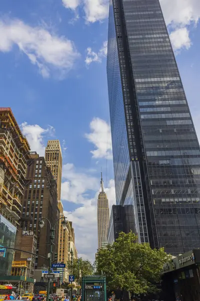 Gyönyörű Kilátás Nyílik Manhattan Felhőkarcolóira Kilátással Empire State Buildingre New — Stock Fotó