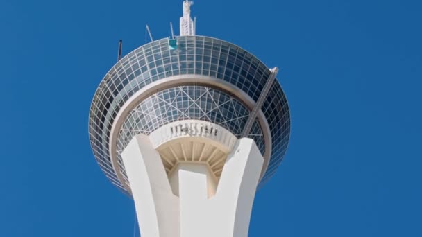 Vista Perto Sobre Turista Pulando Arranha Céu Stratosphere Las Vegas — Vídeo de Stock