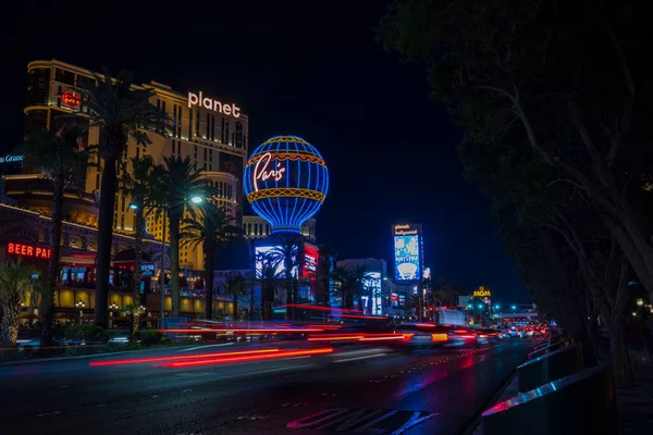 Vackra Focus Remsa Väg Spårare Nattutsikt Över Las Vegas Stadsbild — Stockfoto