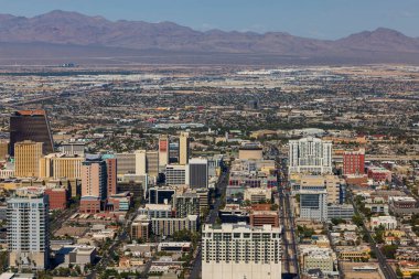 Güneşli yaz gününde Las Vegas 'ın güzel panoramik manzarası. ABD. Las Vegas mı? 09.17.2022.