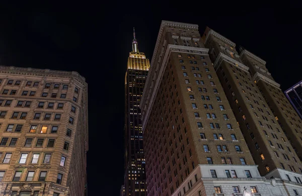 曼哈顿34街美丽的夜景 还有摩天大楼和帝国大厦 — 图库照片