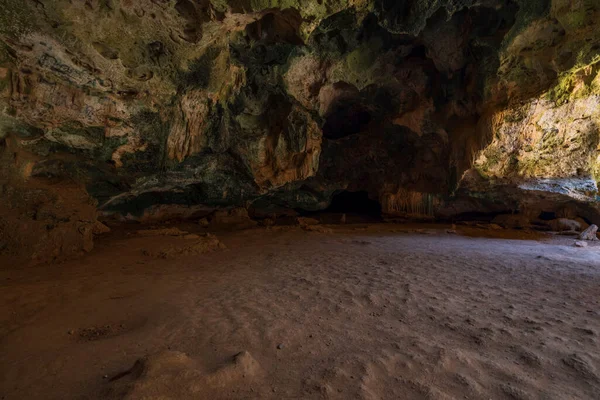 Hermosa Vista Interior Las Cuevas Quadirikiri Fondos Naturales Aruba — Foto de Stock