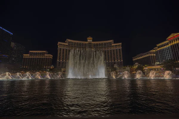Uitzicht Bezienswaardigheden Van Las Vegas Nachts Strip Met Uitzicht Fonteinen — Stockfoto