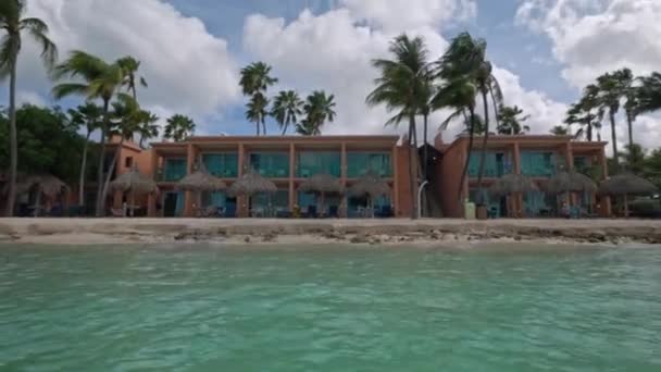 Piękny Widok Piaszczystej Plaży Hotelu Strony Oceanu Atlantyckiego Aruba — Wideo stockowe
