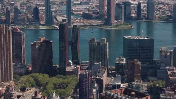 Κλείσε Την Κορυφή Των Ουρανοξυστών Του Μανχάταν Στη Νέα Υόρκη — Αρχείο Βίντεο