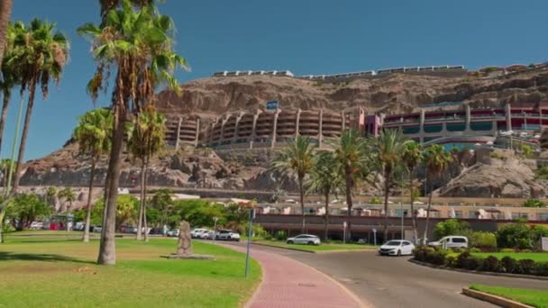 Bela Vista Hotéis Construídos Paisagem Montanhosa Gran Canaria Las Palmas — Vídeo de Stock