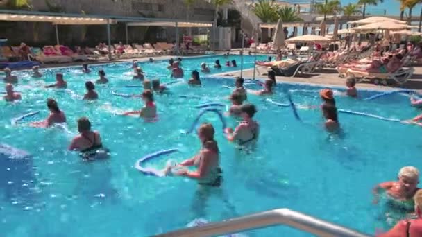 People Pool Aqua Aerobic Activities Riu Vistamar Hotel Gran Canaria — 비디오
